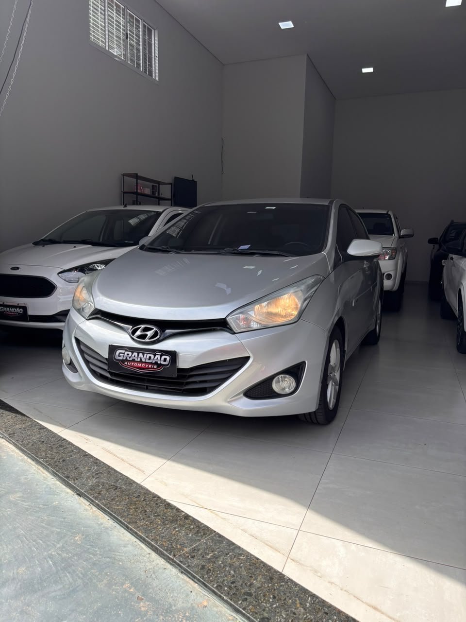 HYUNDAI HB20 1.6 AUTOMÁTICO PREMIUM